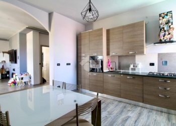 Four-room apartment Via circonvallazione, Santena - photo 5