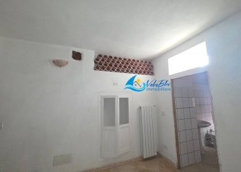 Independent house Borgomaro - photo 14