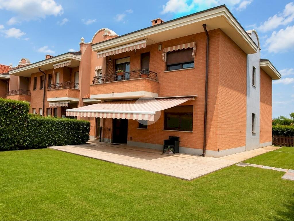 Four-room apartment Via Sant'ambrogio, Alpignano - photo 1