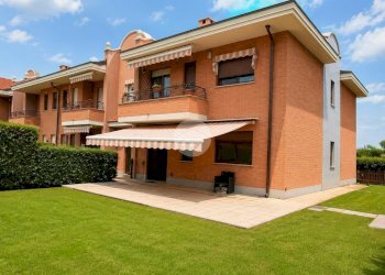 Four-room apartment Via Sant'ambrogio, Alpignano - photo 1