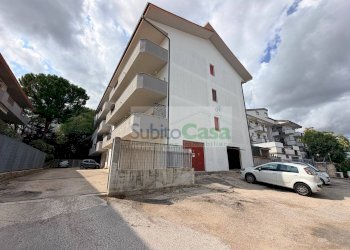 Foto 10 - Box Via Degli Ernici
 
13, Chieti - photo 10