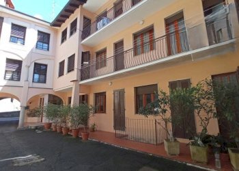 Facciata - Three-room apartment via Vittorio Emanuele II, 36, Maggiora - photo 5