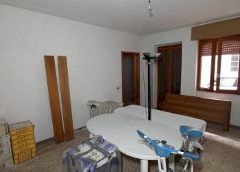 Salone - Three-room apartment via Vittorio Emanuele II, 36, Maggiora - photo 18