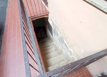 Interno palazzo - Three-room apartment via Vittorio Emanuele II, 36, Maggiora - photo 26