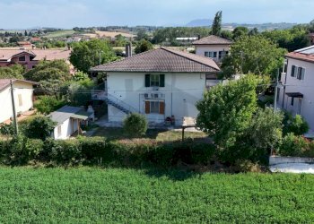 Facciata - Villa via Quartirolo, 43, Rimini - photo 3