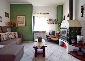 Salone - Casa indipendente strada di Rocca de' Baldi, 10, Mondovì - foto 3
