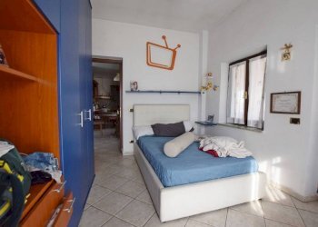 Camera da letto - Casa indipendente strada di Rocca de' Baldi, 10, Mondovì - foto 9