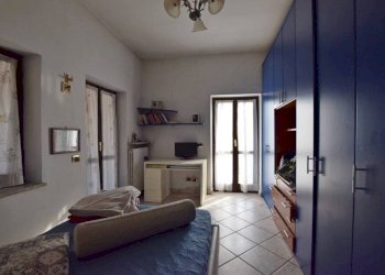Camera da letto - Casa indipendente strada di Rocca de' Baldi, 10, Mondovì - foto 10