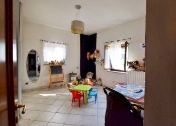 Camera da letto - Casa indipendente strada di Rocca de' Baldi, 10, Mondovì - foto 11
