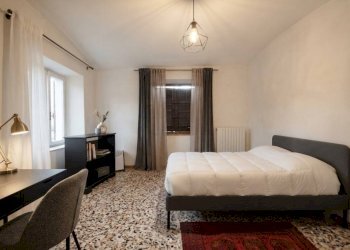 Camera da letto - Casa indipendente strada di Rocca de' Baldi, 10, Mondovì - foto 31