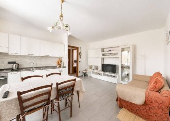 Salone - Appartamento via Susa, Carmagnola - foto 4