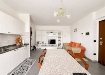 Salone - Appartamento via Susa, Carmagnola - foto 5