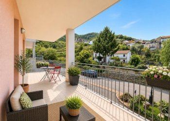 Foto 1 - Trilocale Via Cavalier Perseghini, Albenga - foto 1
