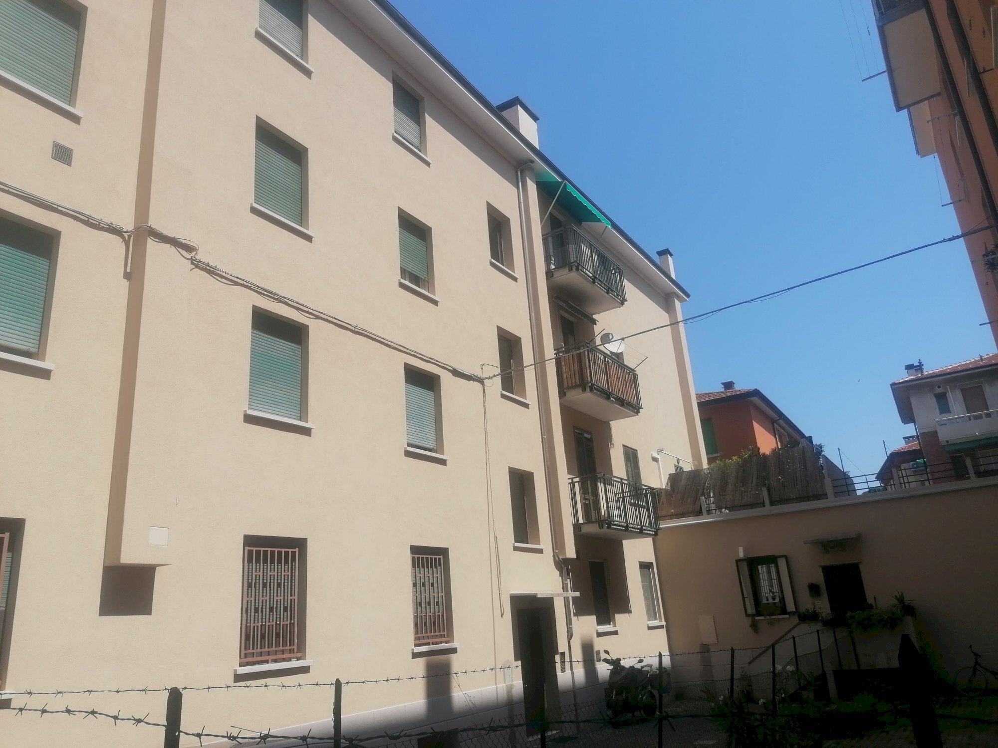 Trilocale via Parisio, 10, Bologna (zona Murri) - foto 1