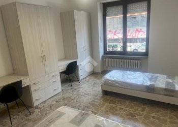 Four-room apartment Via Baltimora, Torino (neighborhood Santa Rita) - photo 4