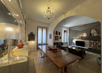 SOGGIORNO - Appartamento VIA CASTGLIONE, 10, Bologna (zona Centro Storico) - foto 1