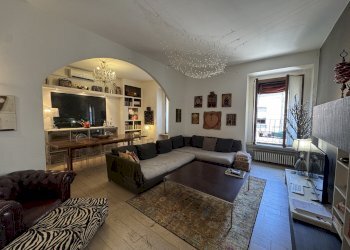 SOGGIORNO - Appartamento VIA CASTGLIONE, 10, Bologna (zona Centro Storico) - foto 4