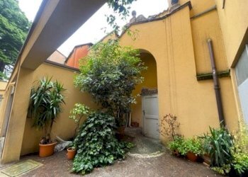 INGRESSO - Appartamento via San Petronio Vecchio, Bologna (zona Santo Stefano) - foto 7