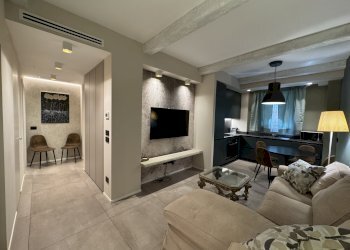SOGGIORNO - Three-room apartment via San Petronio Vecchio, Bologna (neighborhood Santo Stefano) - photo 1