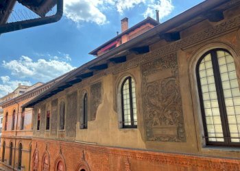 Office Via Marchesana, Bologna (neighborhood Centro Storico) - photo 2
