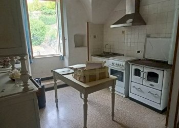 Two-room apartment Rocchetta Nervina - photo 1