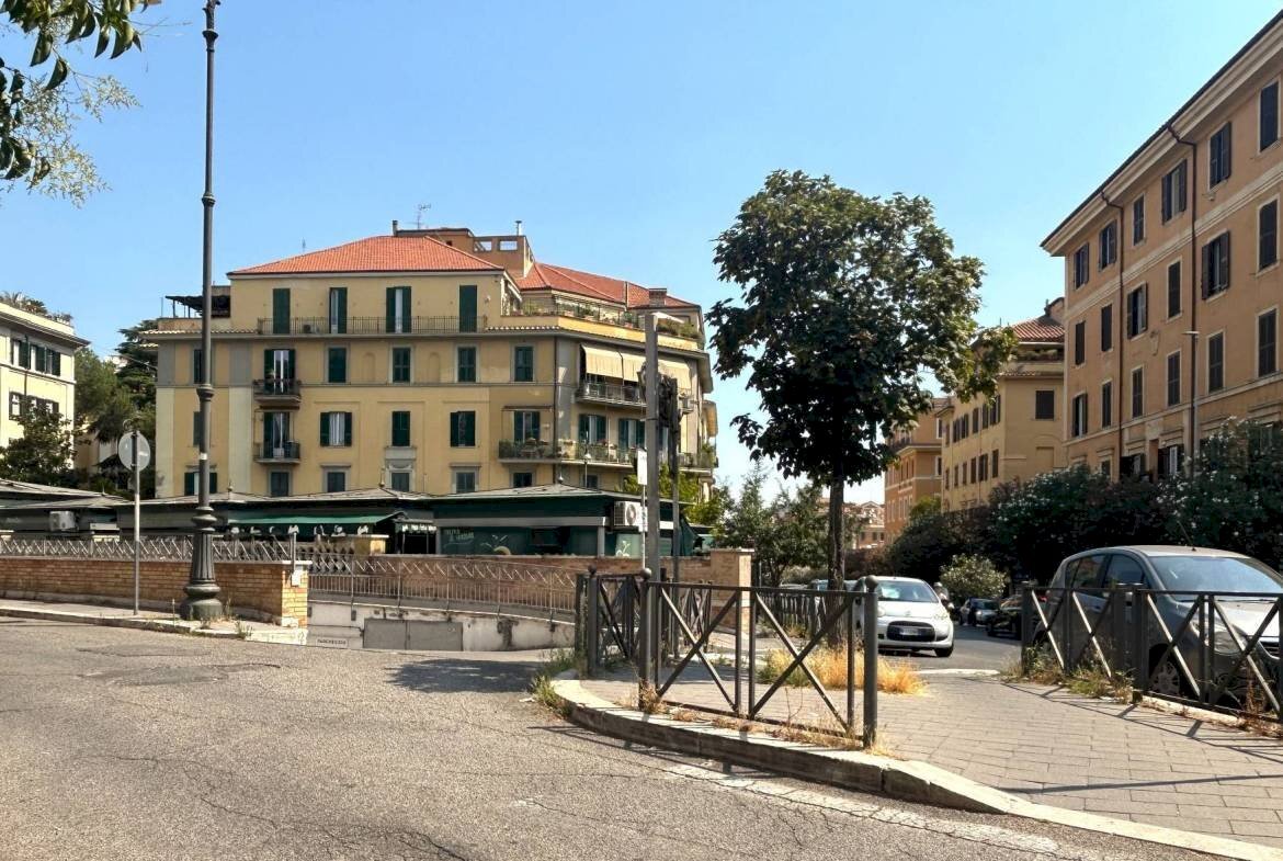 Box Piazza Crati, Roma - foto 1
