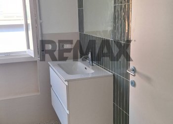 Bagno - Trilocale via Don Mazzolari
 
8, Brugherio - foto 11