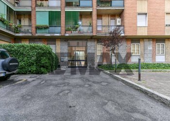 Edificio all\'aperto - Bilocale Via Carlo e Pietro Rivolta
 
2, Monza - foto 31