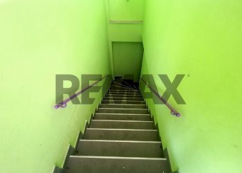 Scale - Commercial Premises Via Abruzzese
 
52, Bitetto - photo 4