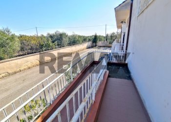 Balcone - Commercial Premises Via Abruzzese
 
52, Bitetto - photo 19