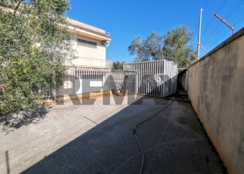 Terrazza - Commercial Premises Via Abruzzese
 
52, Bitetto - photo 23
