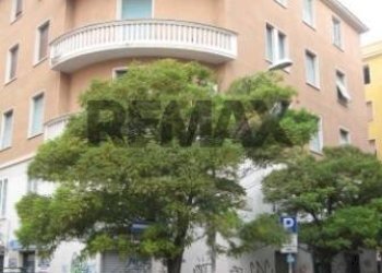 Edificio all\'aperto - Locale Commerciale via enna
21D, Roma - foto 1