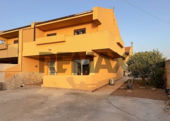 Casa all\'aperto - Casa semi indipendente contrada berbarello
 
43f, Marsala - foto 1
