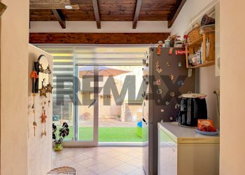 Cucina - Casa semi indipendente contrada berbarello
 
43f, Marsala - foto 11