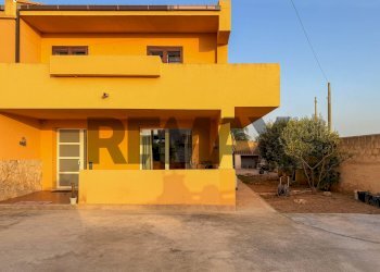 Casa all\'aperto - Casa semi indipendente contrada berbarello
 
43f, Marsala - foto 12