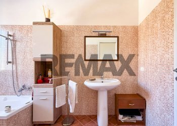 Bagno - Casa semi indipendente contrada berbarello
 
43f, Marsala - foto 39