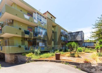 Edificio all\'aperto - Monolocale Via Etna
 
63, Riposto - foto 4