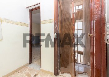 Hall / corridoio - Semi-detached house Stradale San Giorgio
 
46, Catania - photo 6