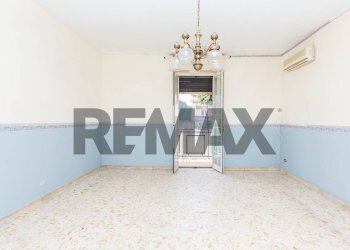 Stanza vuota - Semi-detached house Stradale San Giorgio
 
46, Catania - photo 7