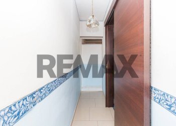 Hall / corridoio - Semi-detached house Stradale San Giorgio
 
46, Catania - photo 14