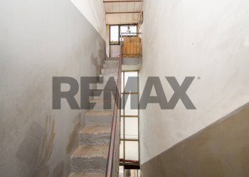 Scale - Semi-detached house Stradale San Giorgio
 
46, Catania - photo 30