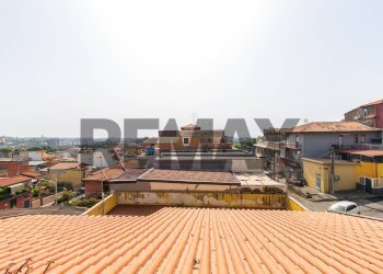 Edificio all\'aperto - Semi-detached house Stradale San Giorgio
 
46, Catania - photo 38