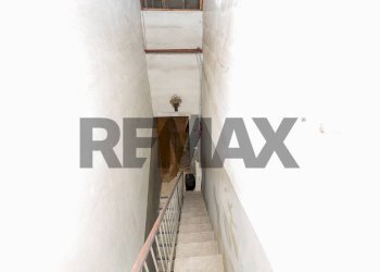 Scale - Semi-detached house Stradale San Giorgio
 
46, Catania - photo 42