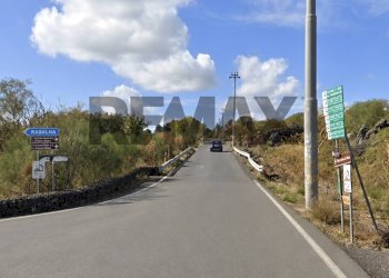 Vista dell\'acqua - Terreno agricolo Strada Milia
sn, Ragalna - foto 3