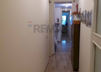 Hall / corridoio - Casa indipendente Via Gramsci
 
279, Riposto - foto 25
