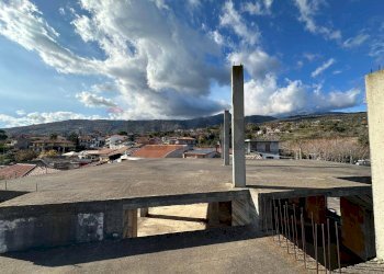 Edificio all\'aperto - Trilocale Via Quattordicesima Finaita
 
20, Zafferana Etnea - foto 15