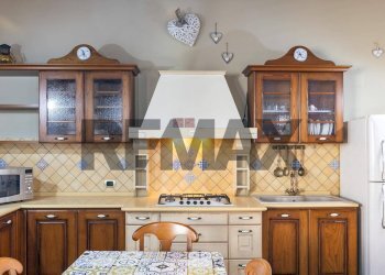 Cucina - Appartamento Via Pusterna
 
46/B, Caltagirone - foto 1