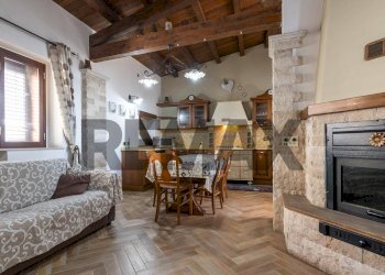 Sala da pranzo - Appartamento Via Pusterna
 
46/B, Caltagirone - foto 8