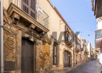 Edificio all\'aperto - Appartamento Via Pusterna
 
46/B, Caltagirone - foto 46