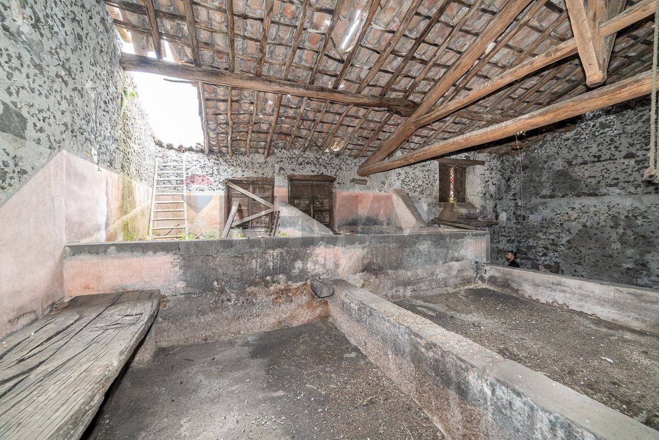 Non correlato - Rustic via mazzaglia
10, Nicolosi - photo 3